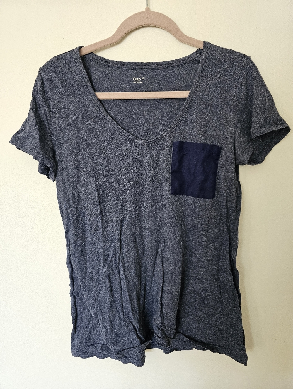 Gap V Neck Heathered Pocket T Shirt